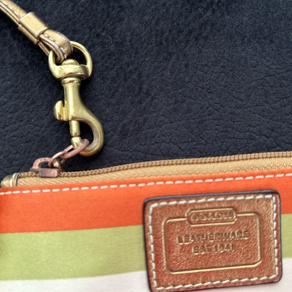 Authentic Coach Legacy Stripe Wristlet - Picture 10 of 15